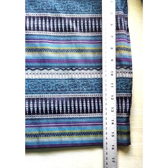 JACKET-WHITE STAG-Button Up-Collar-Lined-Horizontal Design-Size XL (16-18) - Picture 13 of 14